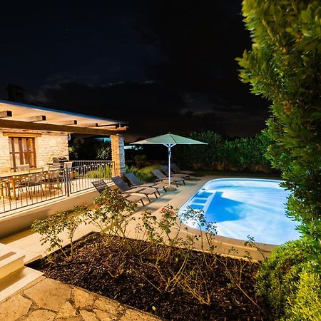 Villa Jurinea In Istrien Mit Pool Barat  Buitenkant foto